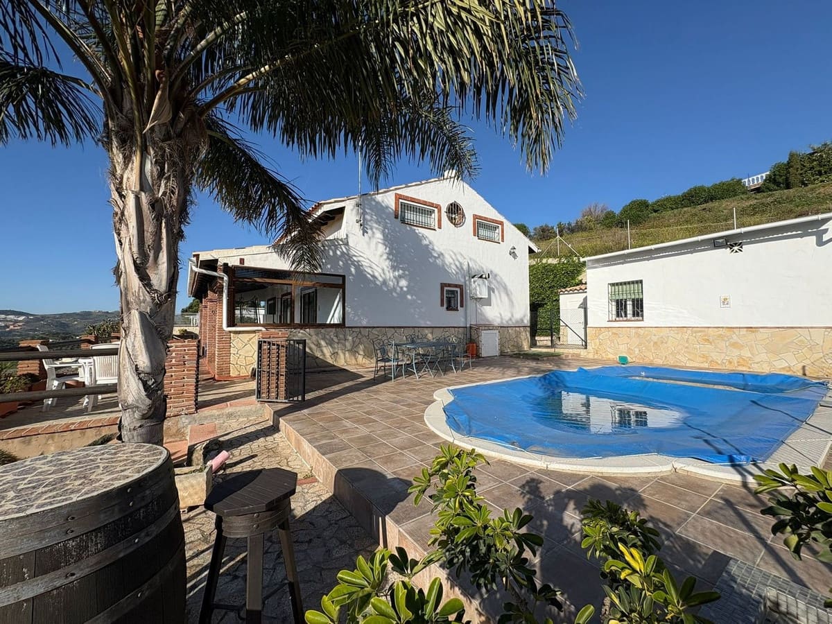 3 sypialnia Willa na sprzedaż w La Cala de Mijas z basenem - 599 000 € (Ref: 9480005)