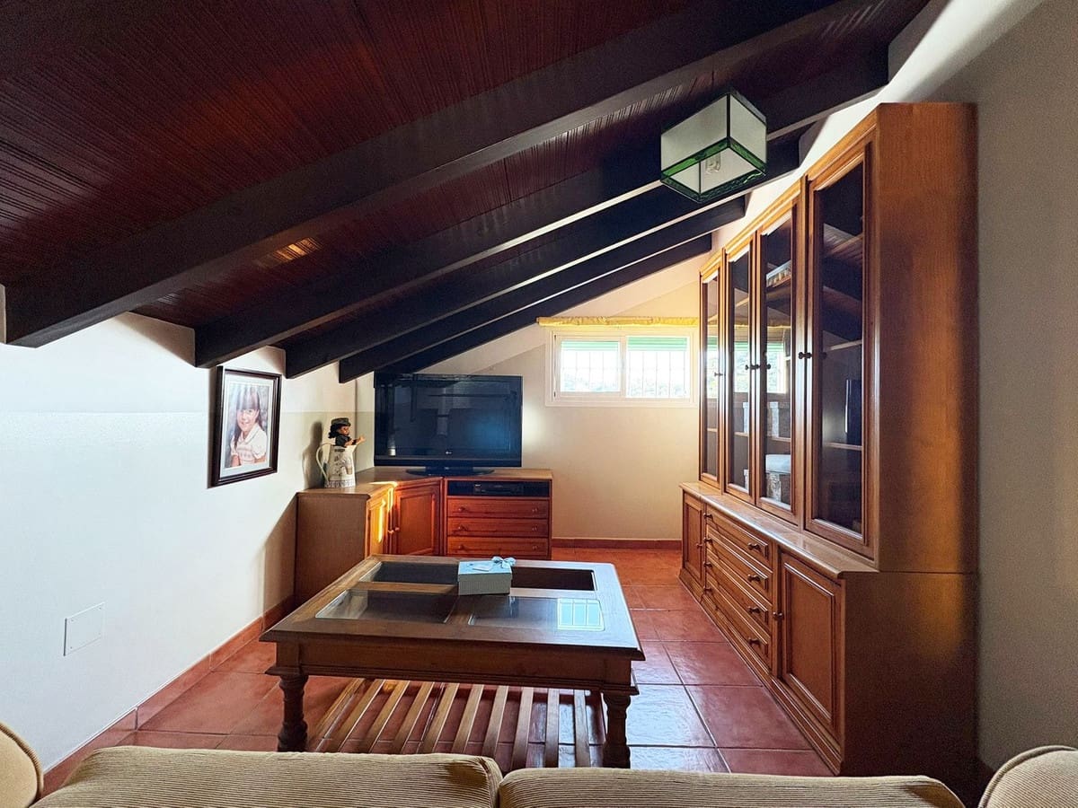 3 sypialnia Willa na sprzedaż w La Cala de Mijas z basenem - 599 000 € (Ref: 9480005)