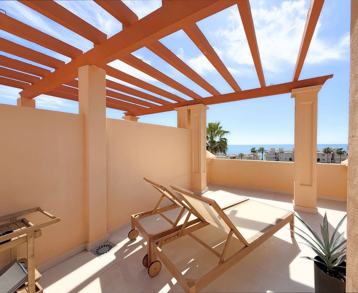 3 sovrum Hus till salu i Estepona med pool garage - 599 000 € (Ref: 9480007)