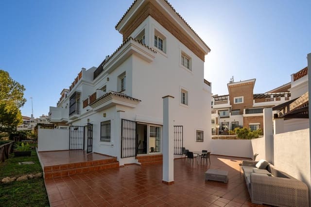 Casa de 4 habitaciones en Alhaurín de la Torre en venta con piscina garaje - 599.990 € (Ref: 9480012)