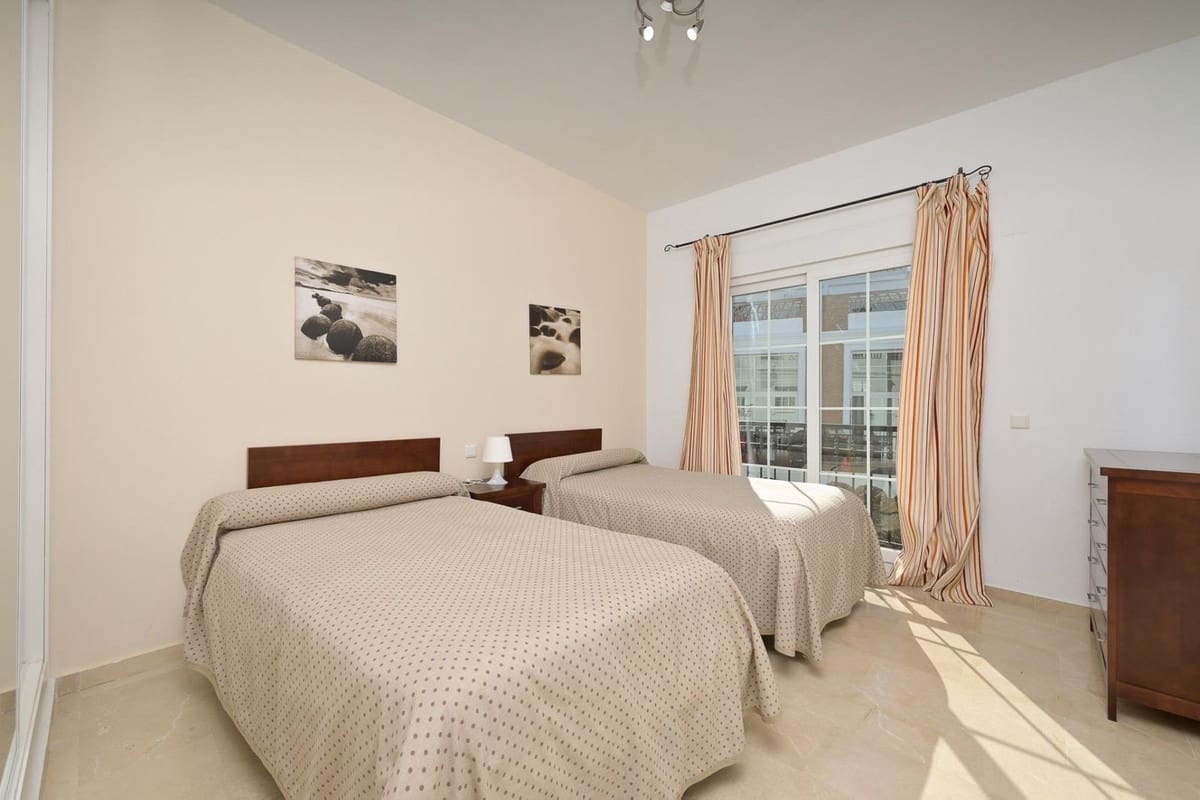 4 bedroom Townhouse for sale in Alhaurin de la Torre with pool garage - € 599,990 (Ref: 9480012)