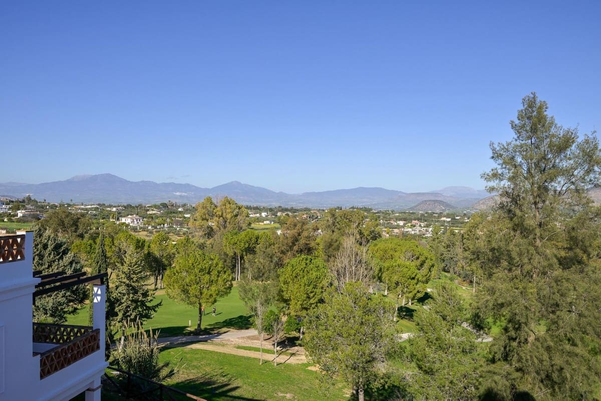 4 bedroom Townhouse for sale in Alhaurin de la Torre with pool garage - € 599,990 (Ref: 9480012)