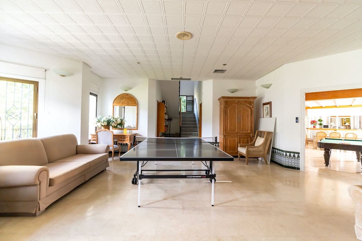 3 soverom Leilighet til salgs i Nueva Andalucia med svømmebasseng - € 599 995 (Ref: 9480013)