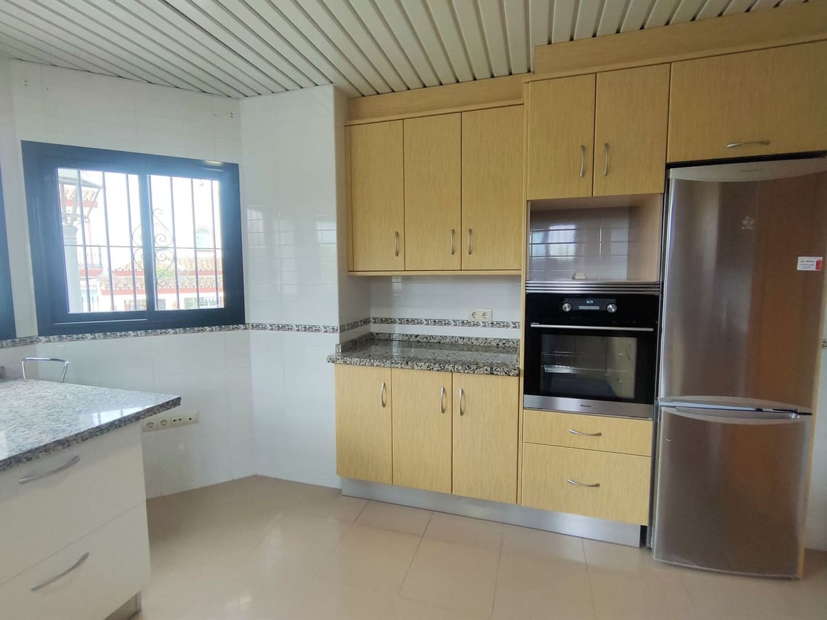 4 sovrum Semi-fristående Villa till salu i Cancelada - 600 000 € (Ref: 9480016)