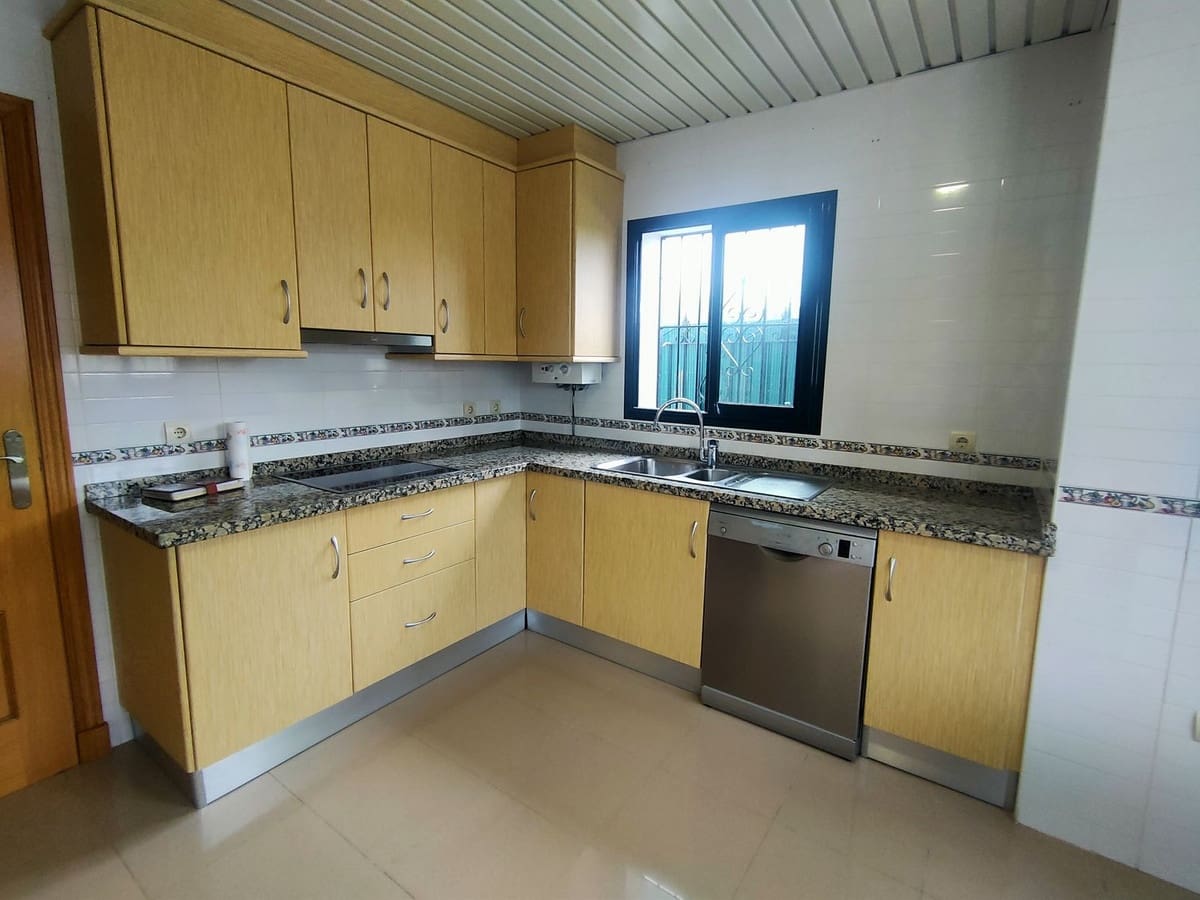 4 sovrum Semi-fristående Villa till salu i Cancelada - 600 000 € (Ref: 9480016)