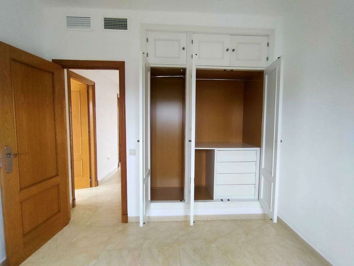 4 sovrum Semi-fristående Villa till salu i Cancelada - 600 000 € (Ref: 9480016)