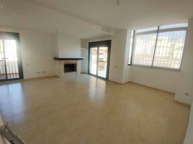 4 bedroom Semi-detached Villa for sale in Cancelada, Estepona - € 600,000 (Ref: 9480016)