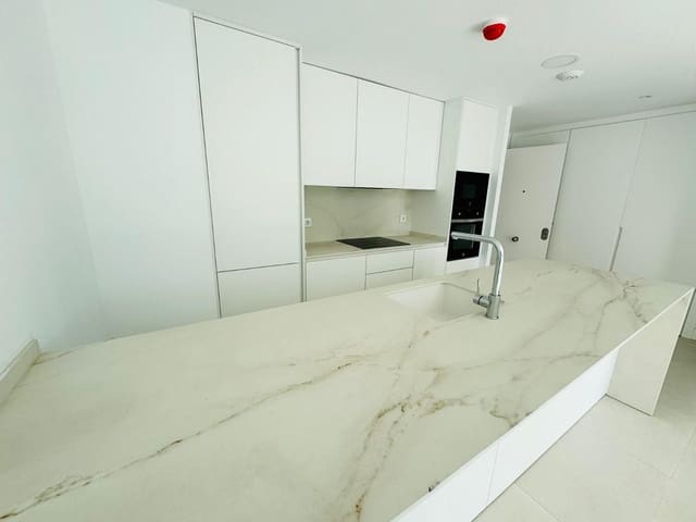 2 slaapkamer Appartement te koop in Centro ciudad, Fuengirola met zwembad - € 607.000 (Ref: 9480020)