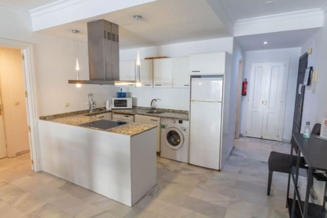 3 soverom Leilighet til salgs i Puerto Banus, Marbella med svømmebasseng - € 610 000 (Ref: 9480023)