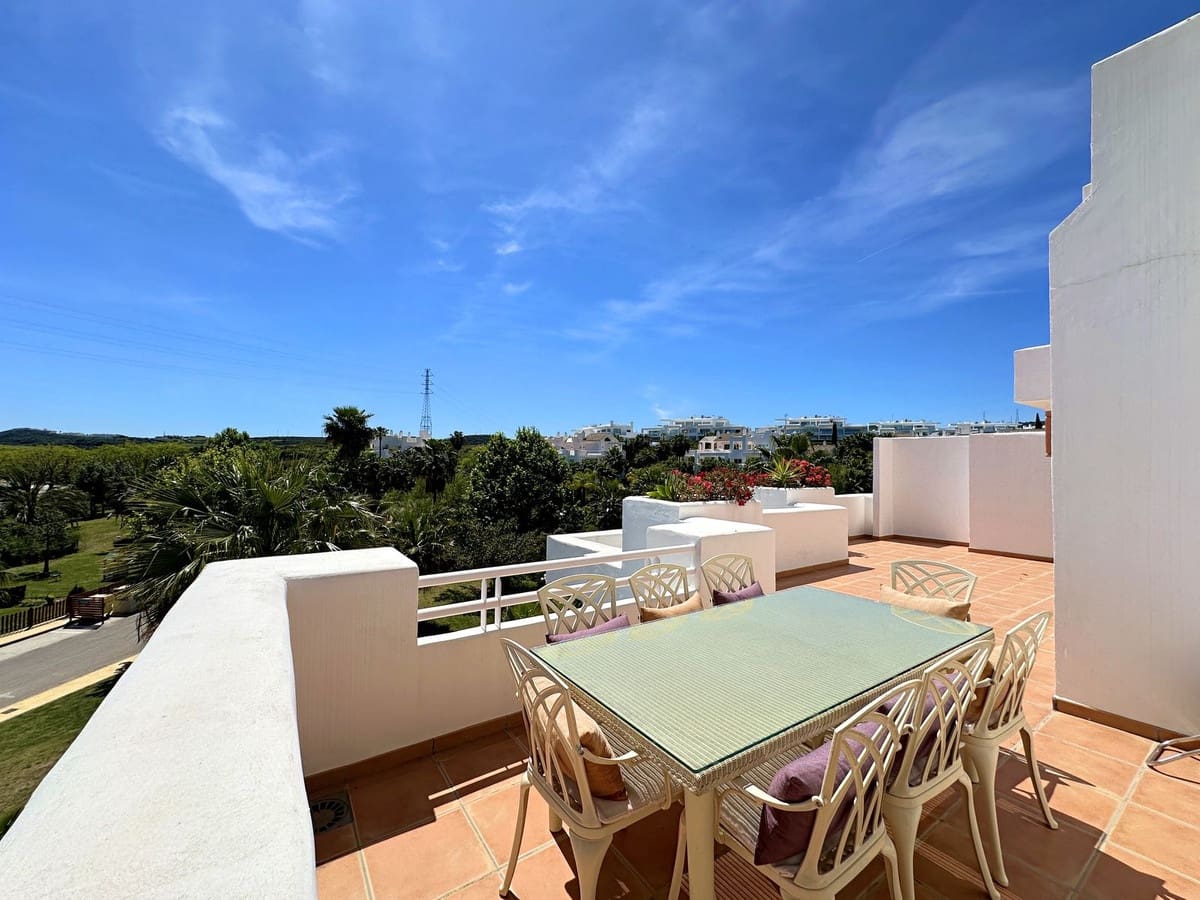2 bedroom Penthouse for sale in Bahia de Casares with pool - € 610,000 (Ref: 9480024)