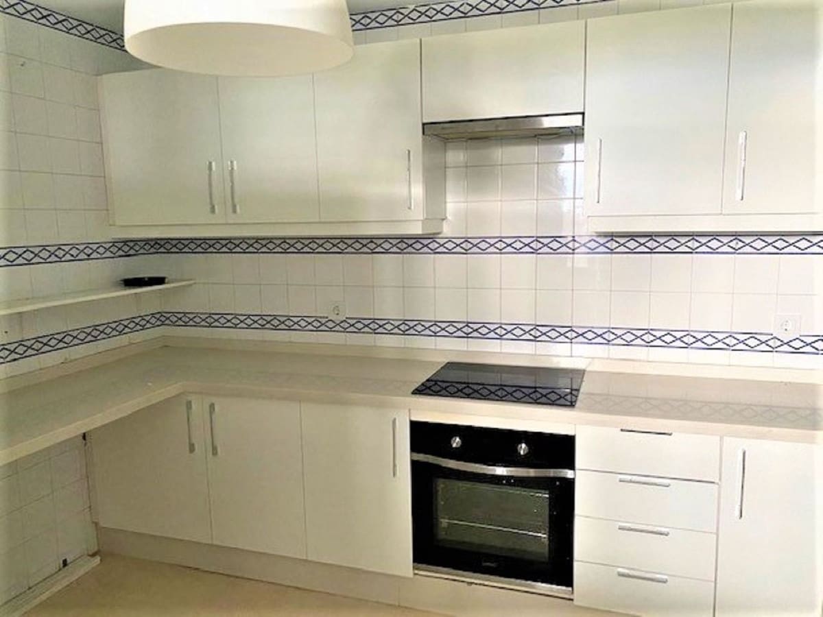 3 bedroom Apartment for sale in Guadalmina with pool garage - € 620,000 (Ref: 9480027)