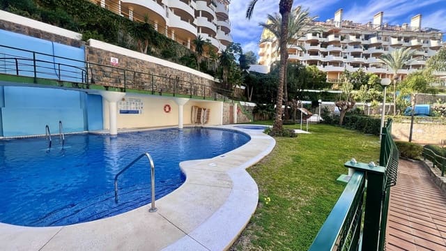 3 soveværelse Lejlighed til salg i La Dama de Noche - La Alzambra, Marbella med swimmingpool - € 620.000 (Ref: 9480028)