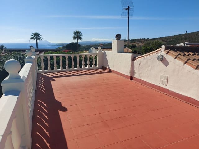 4 sypialnia Willa na sprzedaż w Manilva Pueblo, Manilva z basenem - 620 000 € (Ref: 9480030)