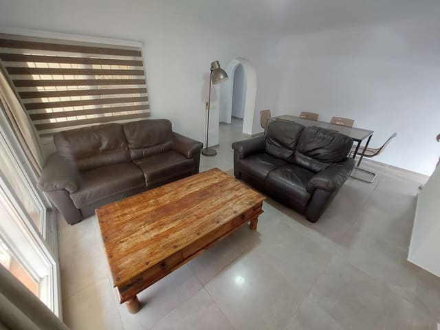 4 sypialnia Willa na sprzedaż w Manilva Pueblo, Manilva z basenem - 620 000 € (Ref: 9480030)