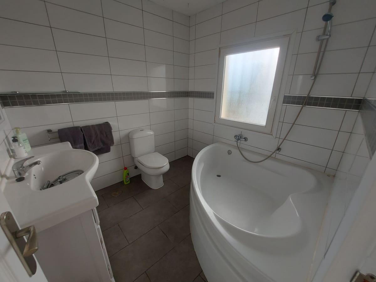 4 sypialnia Willa na sprzedaż w Manilva z basenem - 620 000 € (Ref: 9480030)