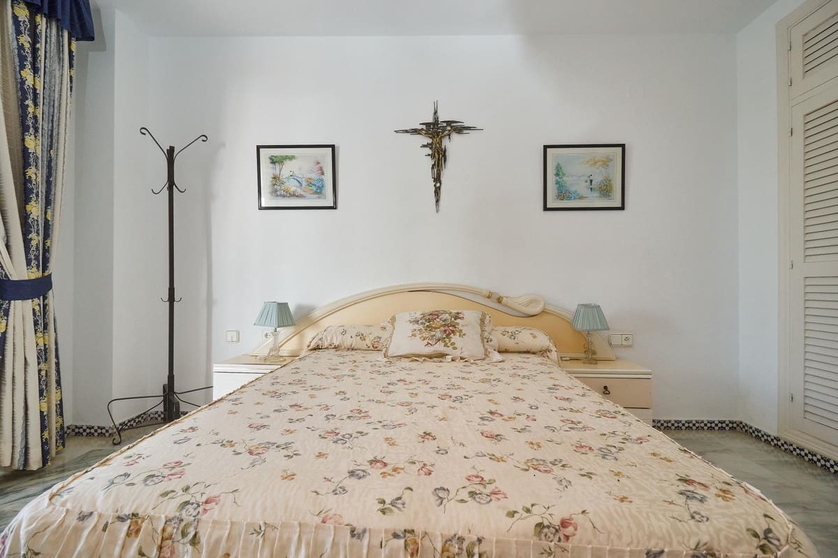 3 soveværelse Lejlighed til salg i Fuengirola med swimmingpool - € 625.000 (Ref: 9480035)