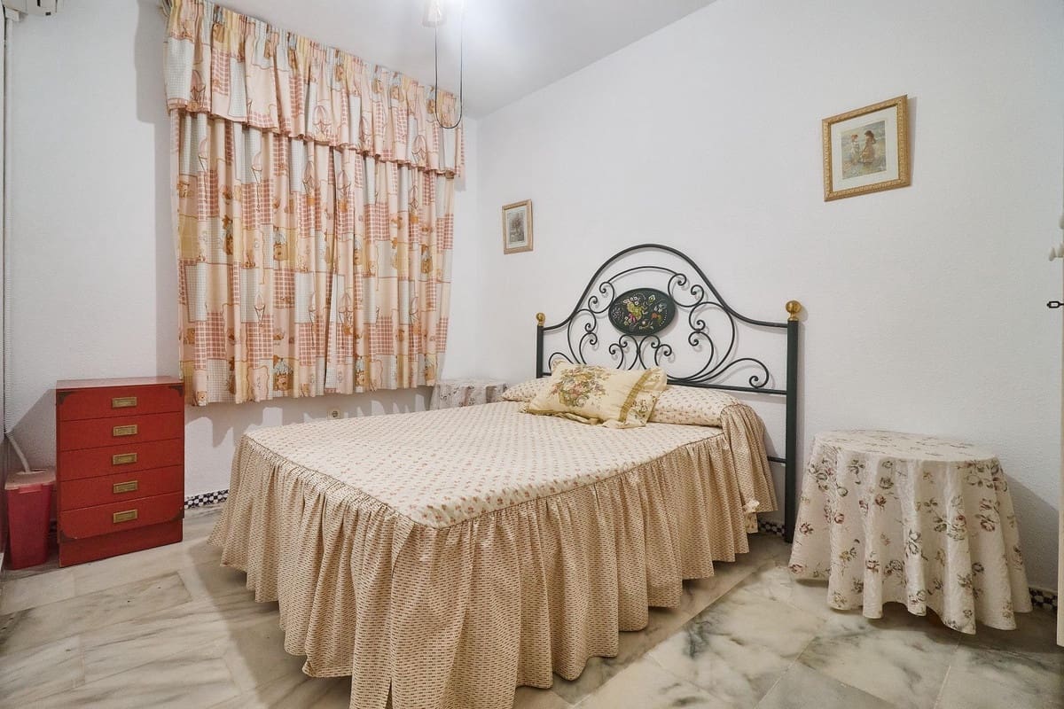 3 soveværelse Lejlighed til salg i Fuengirola med swimmingpool - € 625.000 (Ref: 9480035)