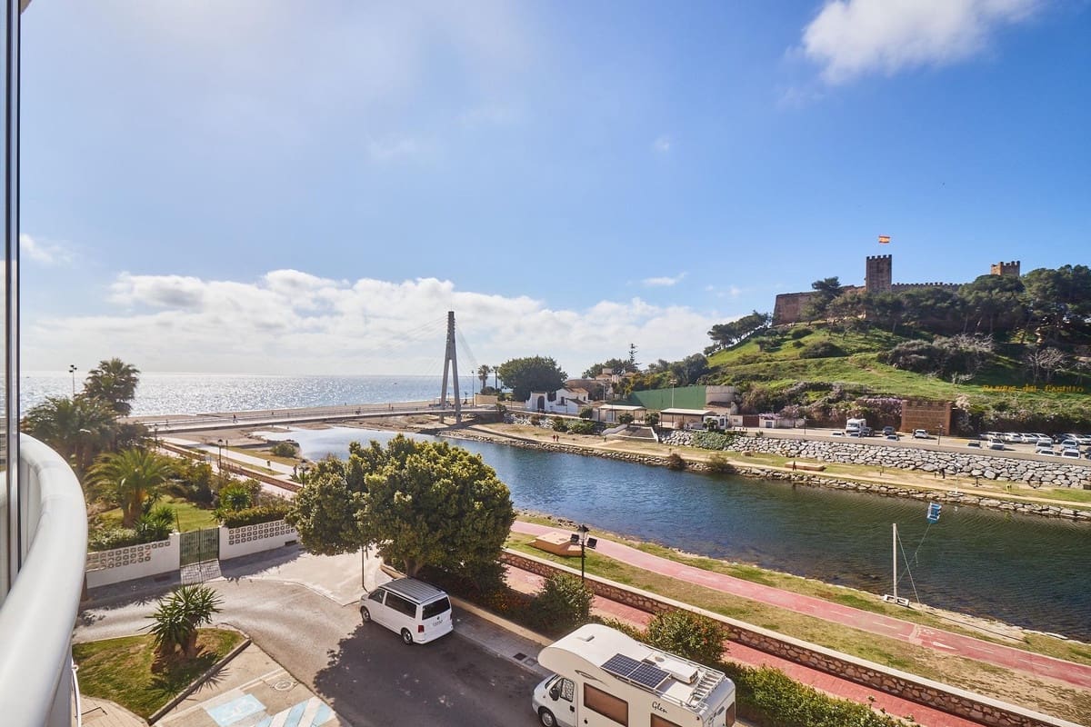 3 soveværelse Lejlighed til salg i Fuengirola med swimmingpool - € 625.000 (Ref: 9480035)