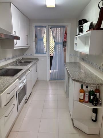 3 bedroom Penthouse for sale in Benahavís pueblo, Benahavís with pool - € 625,000 (Ref: 9480036)