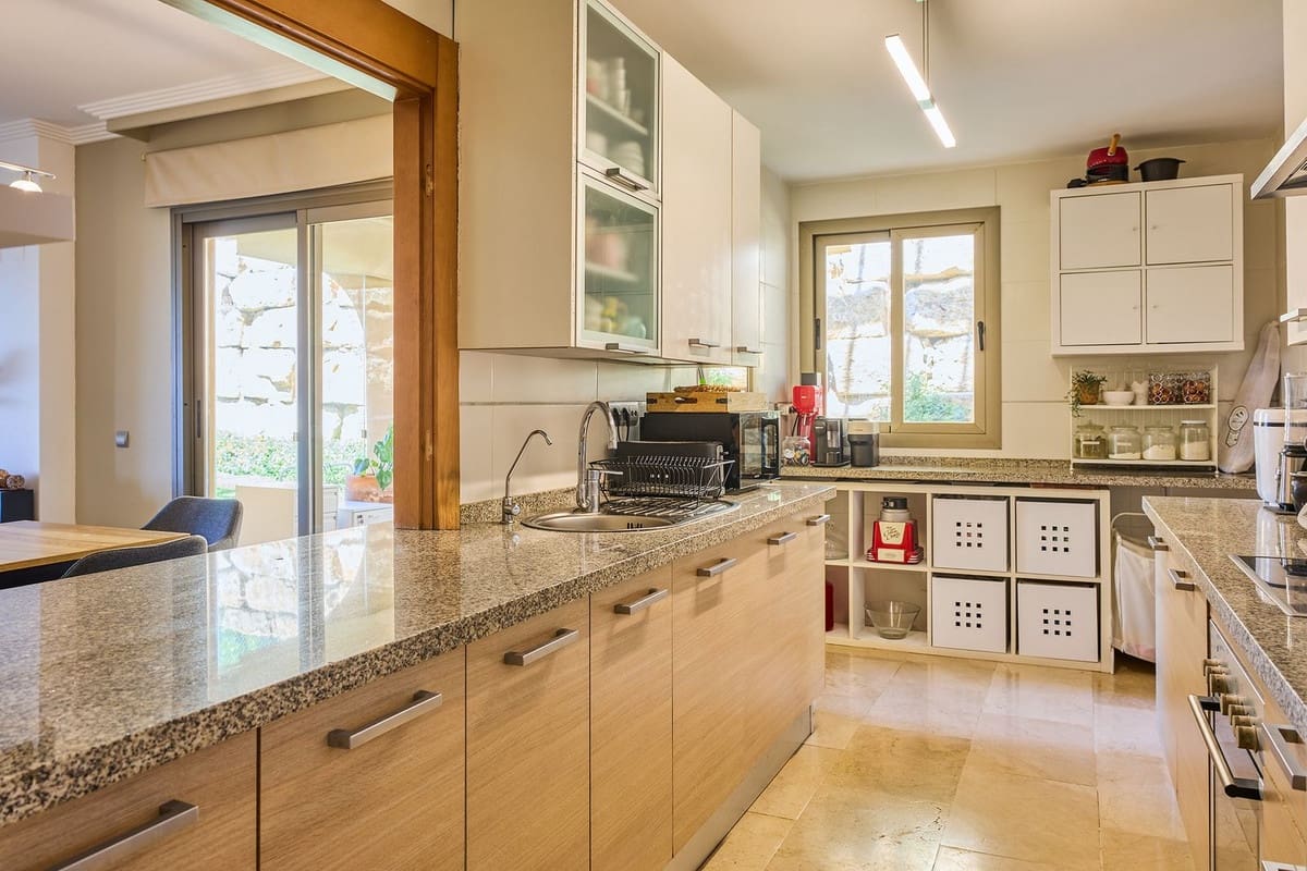 3 soverom Leilighet til salgs i Benahavis med svømmebasseng - € 629 000 (Ref: 9480038)