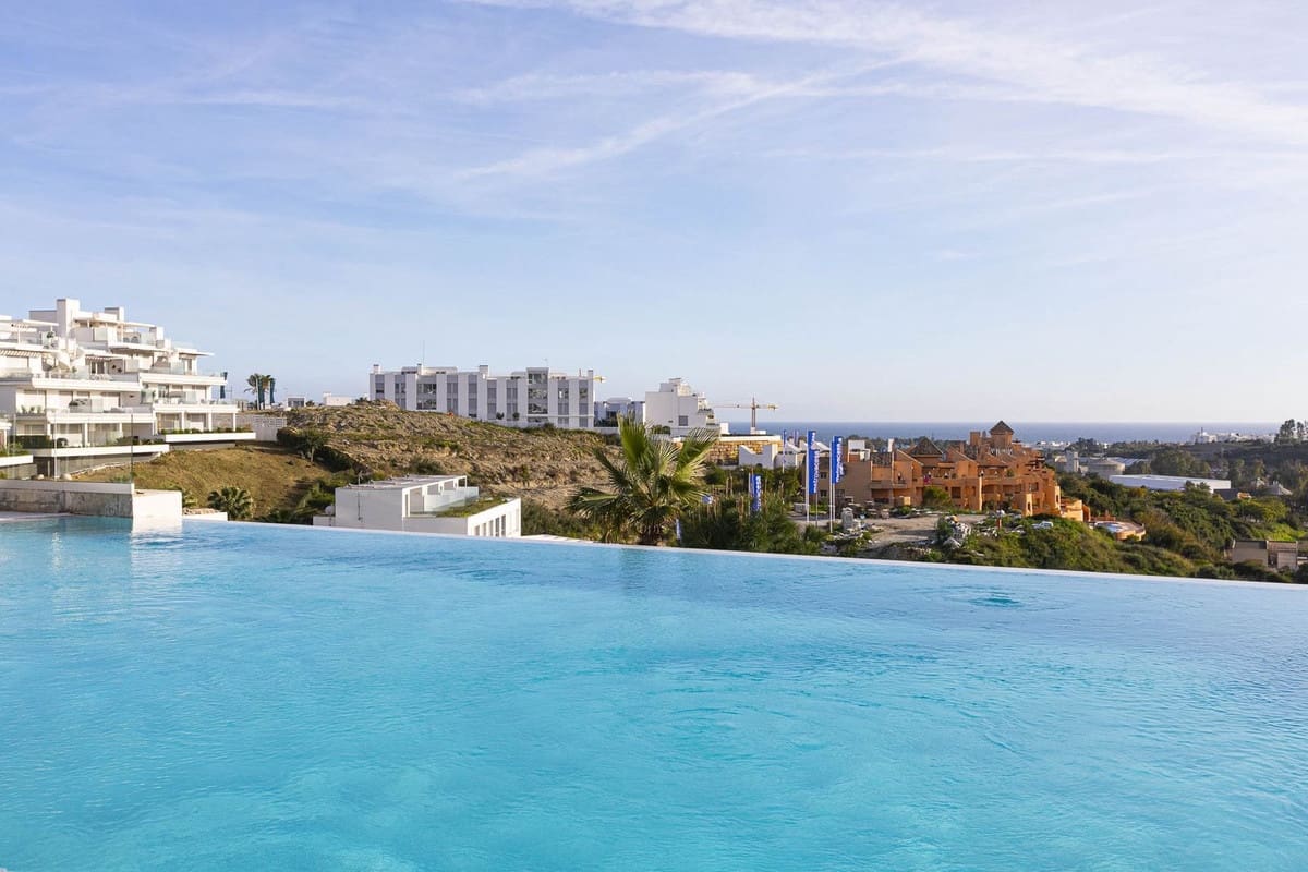 3 bedroom Penthouse for sale in Cancelada with pool garage - € 629,000 (Ref: 9480039)