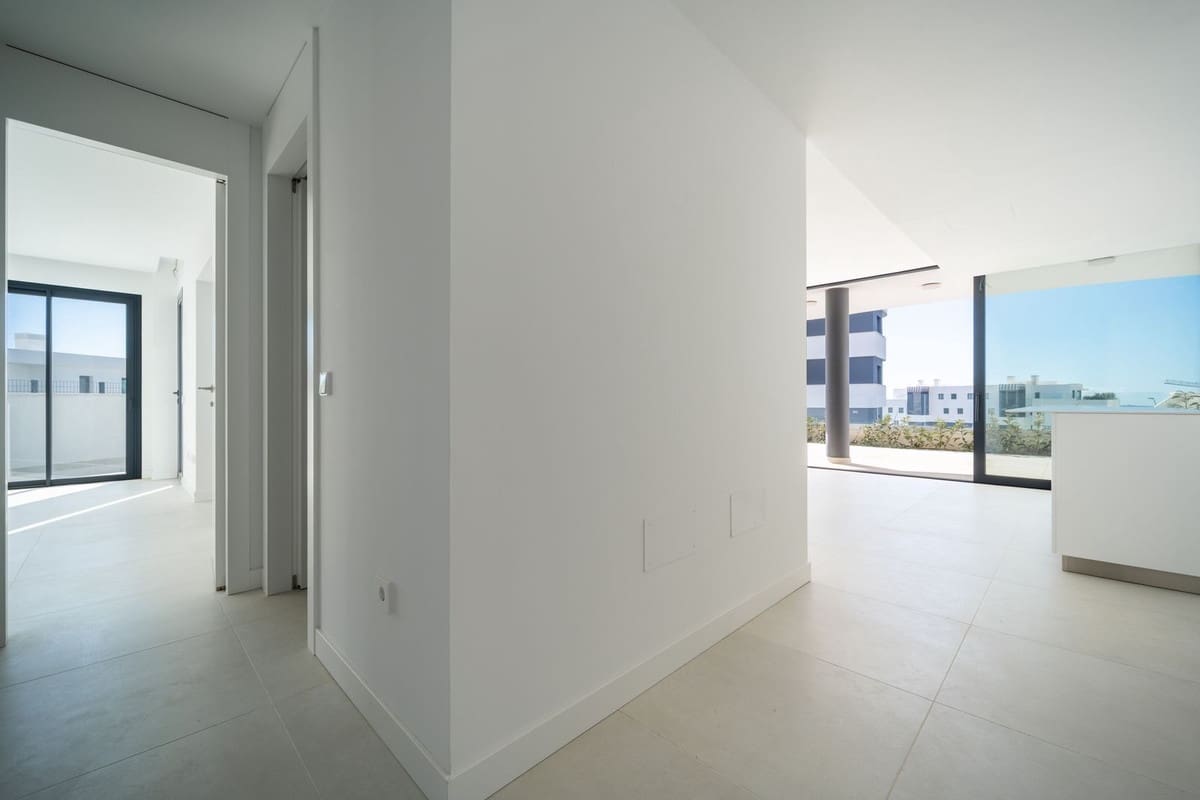 Apartamento de 2 habitaciones en Benalmádena en venta con piscina - 630.000 € (Ref: 9480040)