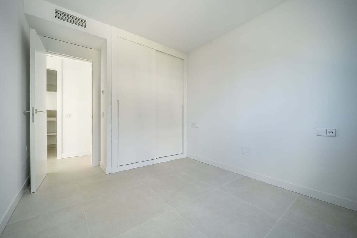 Apartamento de 2 habitaciones en Benalmádena en venta con piscina - 630.000 € (Ref: 9480040)