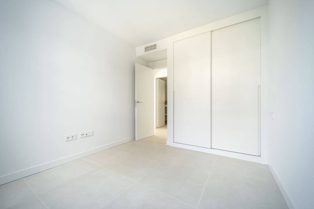 Apartamento de 2 habitaciones en Benalmádena en venta con piscina - 630.000 € (Ref: 9480040)