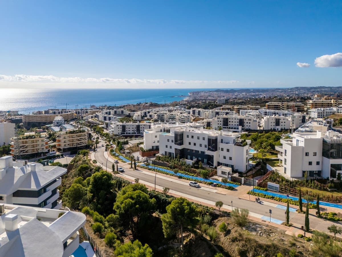 Apartamento de 2 habitaciones en Benalmádena en venta con piscina - 630.000 € (Ref: 9480040)