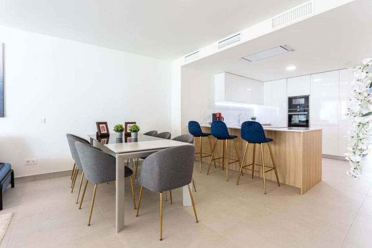 2 bedroom Apartment for sale in La Cala de Mijas with pool - € 630,000 (Ref: 9480041)