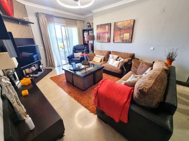 3 bedroom Penthouse for sale in Cancelada, Estepona with pool garage - € 630,000 (Ref: 9480043)