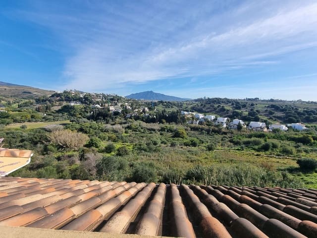 3 bedroom Penthouse for sale in Cancelada, Estepona with pool garage - € 630,000 (Ref: 9480043)