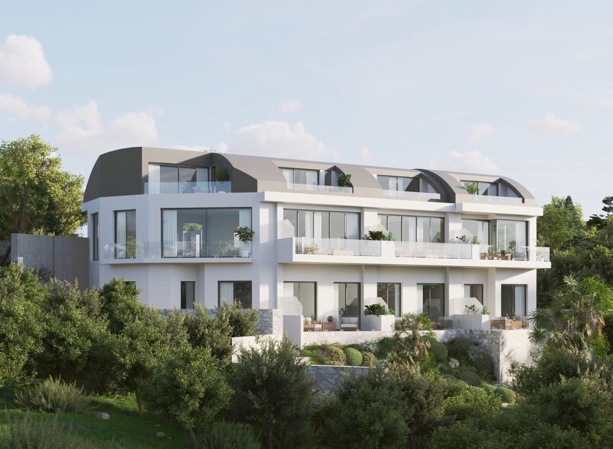 3 soveværelse Semi-Rækkehus til salg i Fuengirola med swimmingpool - € 634.900 (Ref: 9480049)