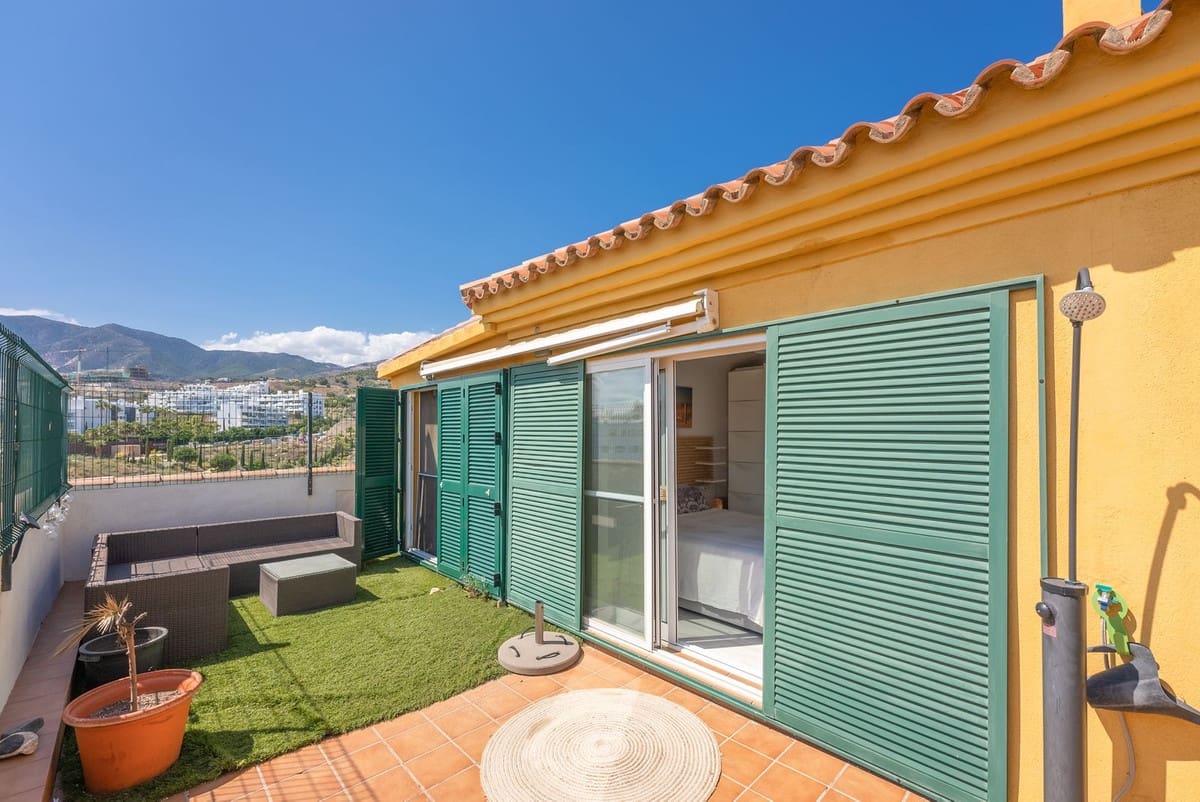 3 makuuhuone Kattohuoneisto myytävänä paikassa Fuengirola mukana uima-altaan - 635 000 € (Ref: 9480050)