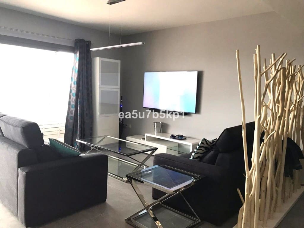 2 bedroom Penthouse for sale in Mijas Costa with pool - € 636,500 (Ref: 9480052)