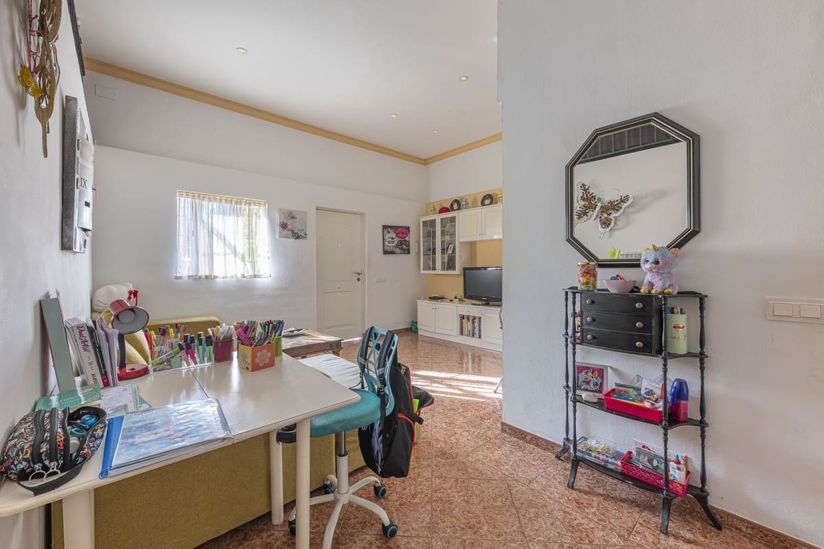 4 sypialnia Willa na sprzedaż w La Quinta - 620 000 € (Ref: 9480053)