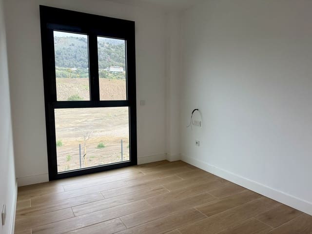 3 slaapkamer Appartement te koop in Centro ciudad, Fuengirola met zwembad - € 640.000 (Ref: 9480057)