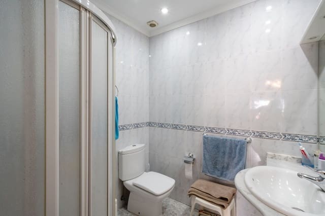 6 bedroom Apartment for sale in Los Boliches , Fuengirola - € 640,000 (Ref: 9480058)