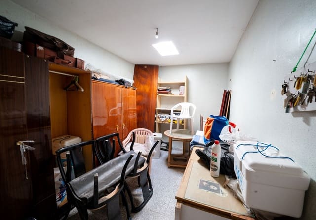 6 bedroom Apartment for sale in Los Boliches , Fuengirola - € 640,000 (Ref: 9480058)