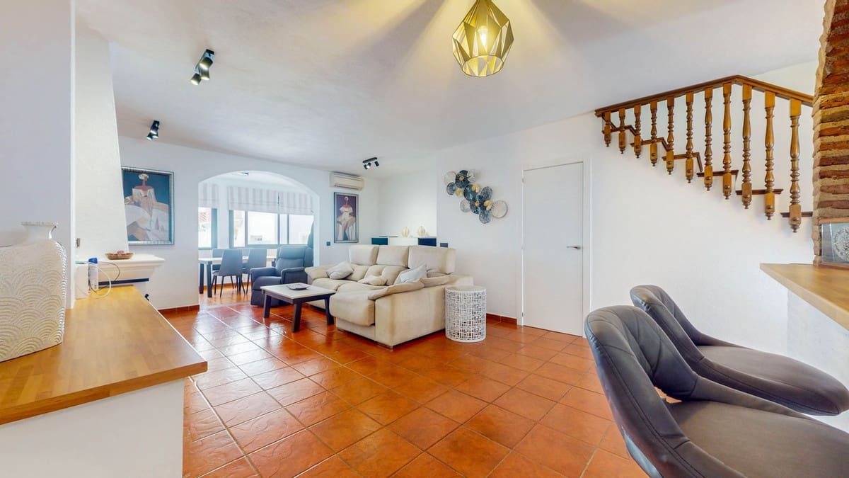 Pareado de 4 habitaciones en Benahavís en venta con garaje - 640.000 € (Ref: 9480061)