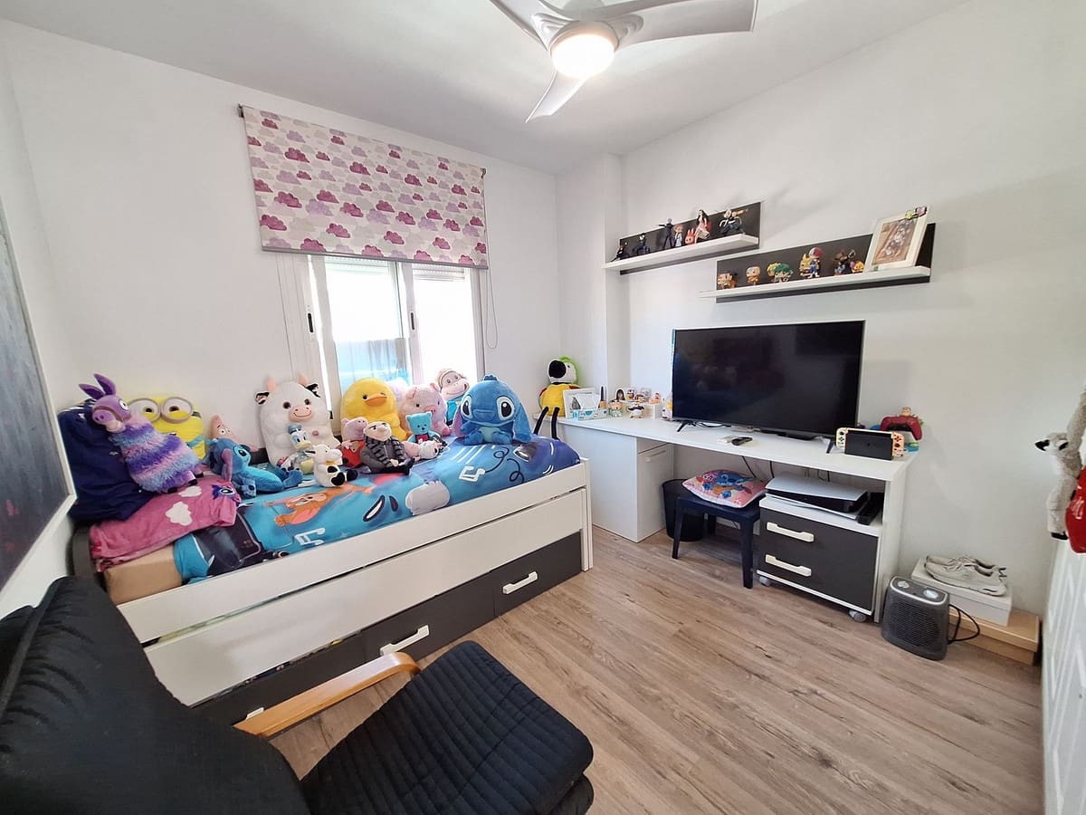 Casa de 3 habitaciones en New Golden Mile en venta con piscina garaje - 640.000 € (Ref: 9480062)