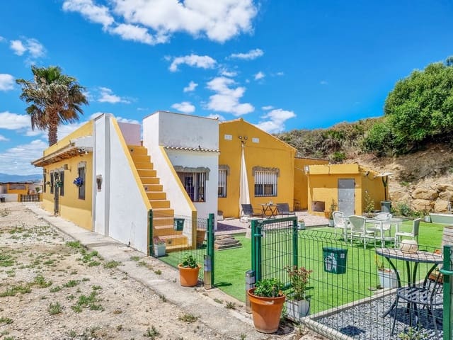 3 slaapkamer Finca/Landhuis te koop in Casares Pueblo, Casares met zwembad garage - € 640.000 (Ref: 9480064)