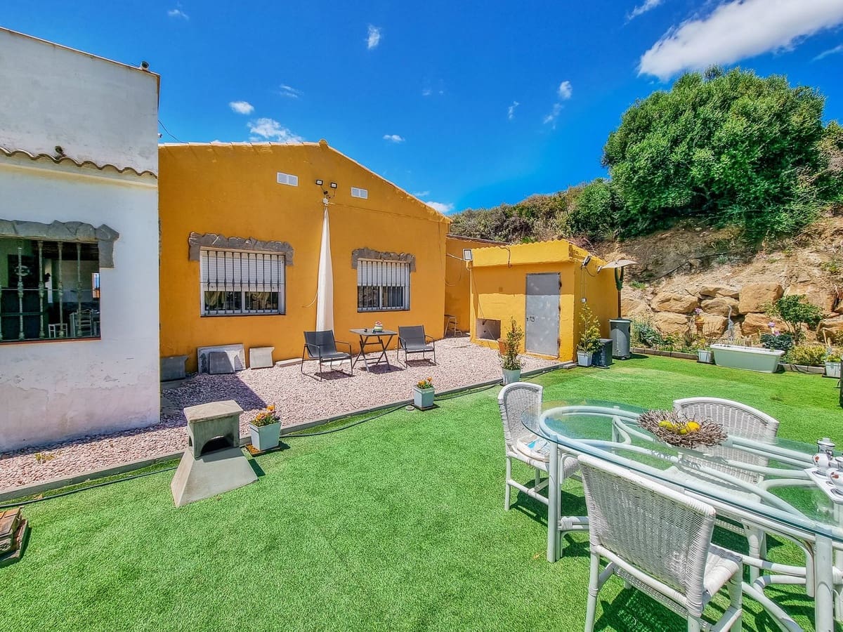 3 slaapkamer Finca/Landhuis te koop in Casares met zwembad garage - € 640.000 (Ref: 9480064)