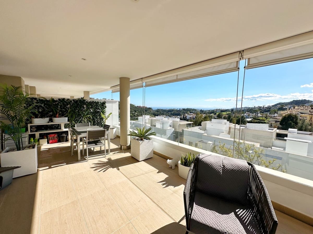 3 bedroom Apartment for sale in Los Arqueros with pool garage - € 649,000 (Ref: 9480083)