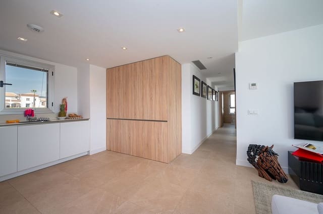 3 soveværelse Penthouse til salg i La Cala Golf, Mijas med swimmingpool garage - € 649.000 (Ref: 9480084)