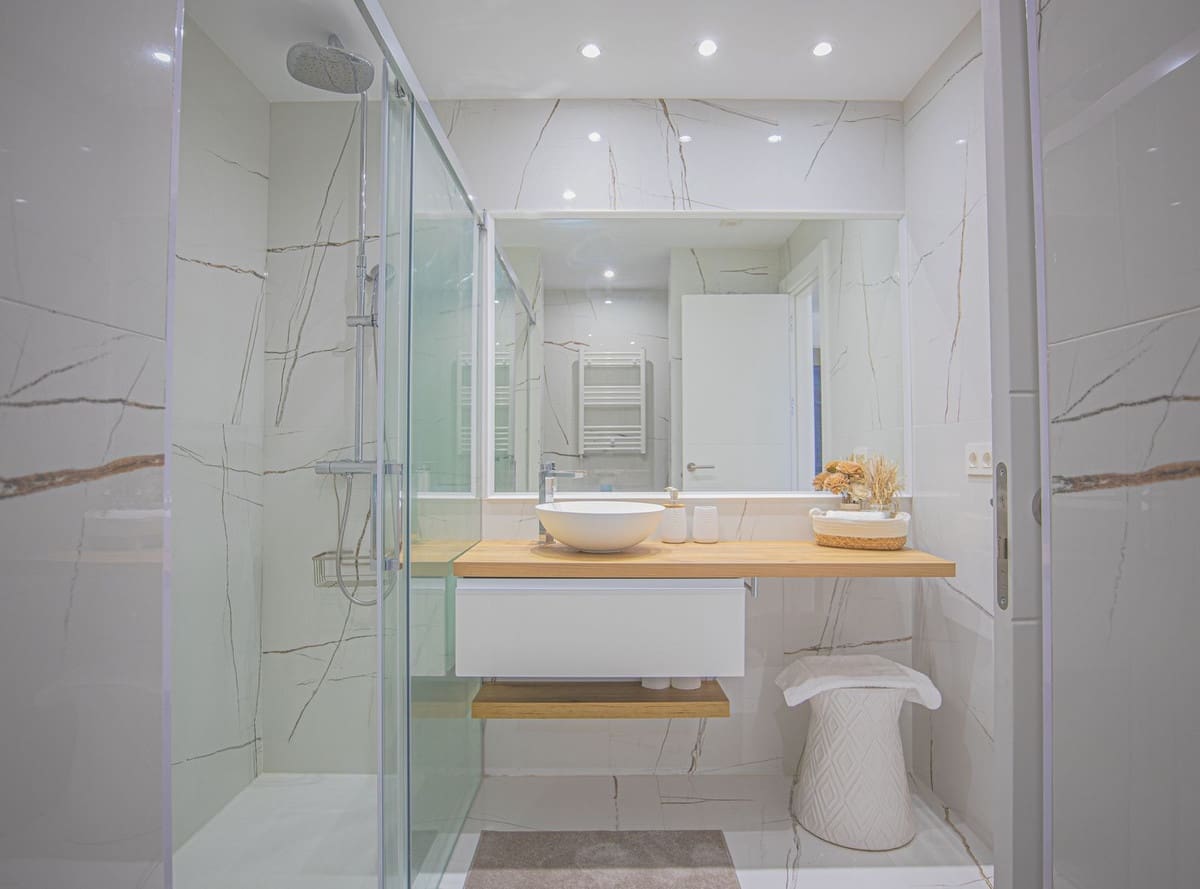 3 quarto Apartamento para venda em Estepona com piscina - 650 000 € (Ref: 9480091)