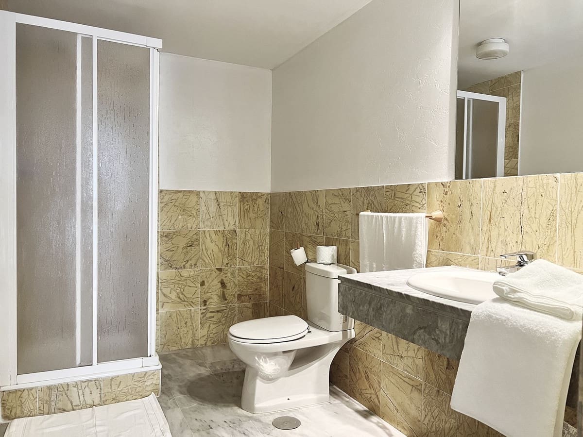 3 soverom Leilighet til salgs i Nueva Andalucia med svømmebasseng - € 650 000 (Ref: 9480092)