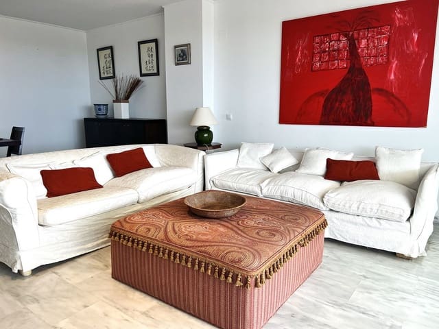 3 soverom Leilighet til salgs i La Dama de Noche - La Alzambra, Marbella med svømmebasseng - € 650 000 (Ref: 9480092)