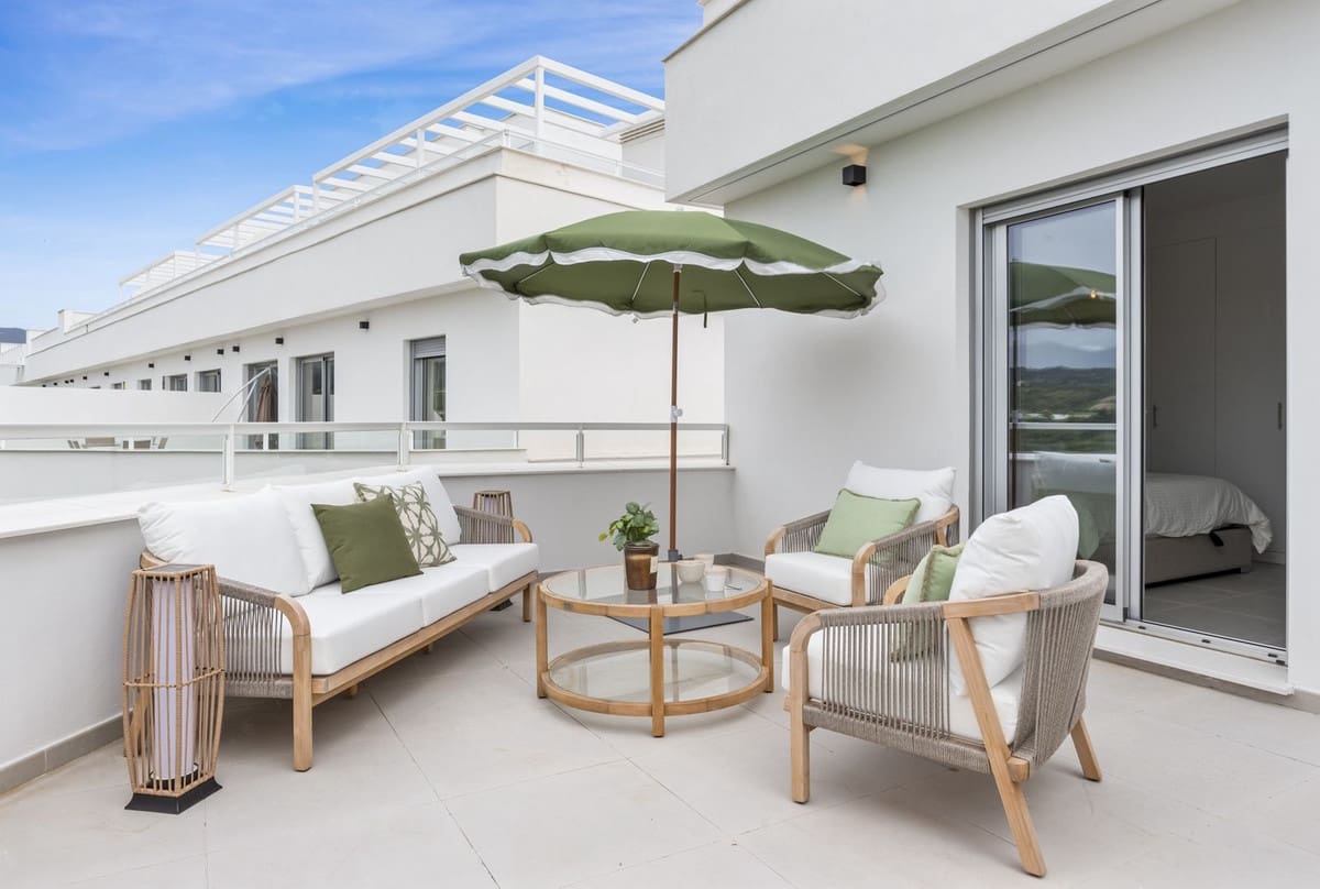 3 bedroom Penthouse for sale in Cancelada with pool - € 650,000 (Ref: 9480094)