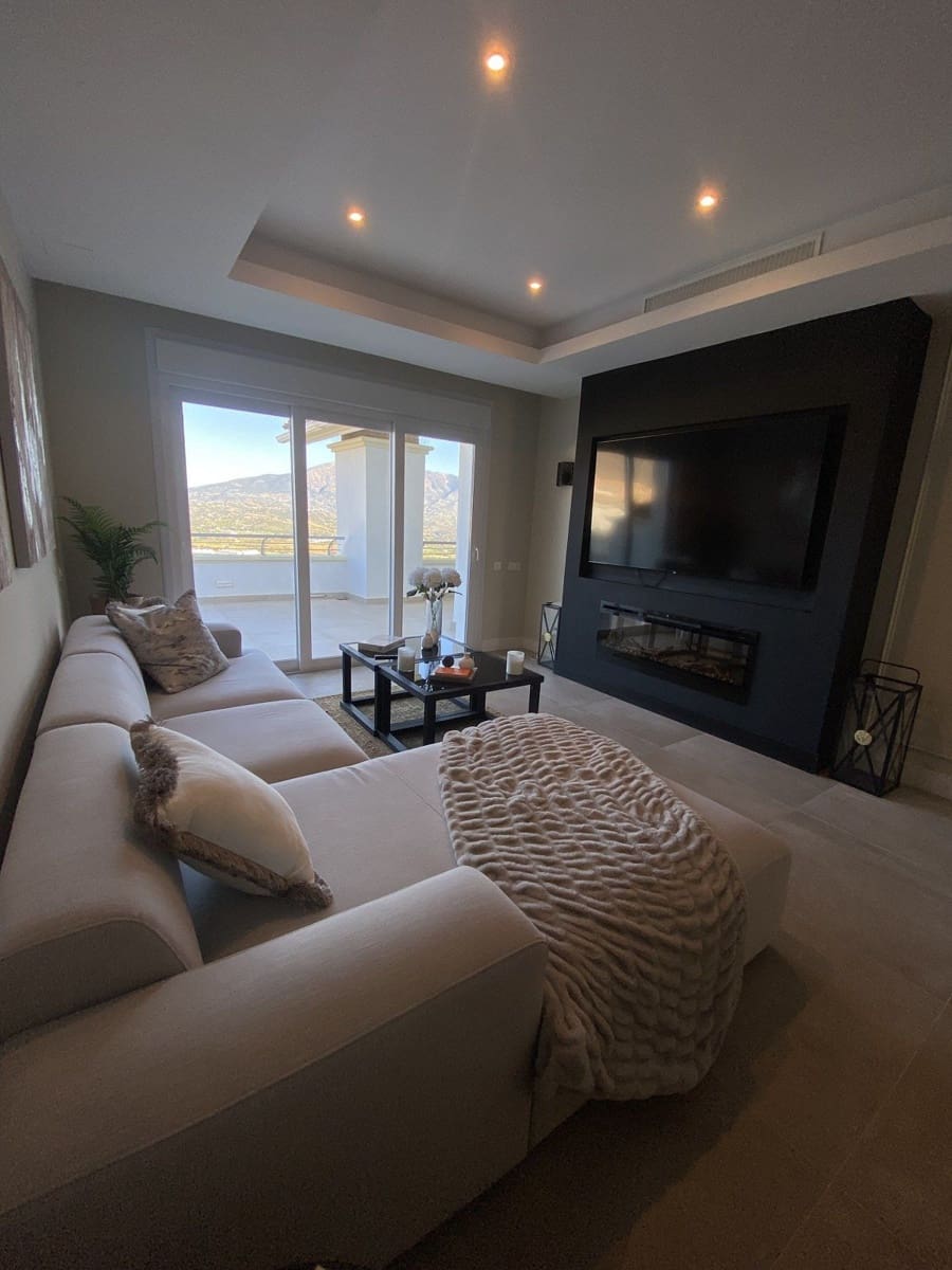 3 soveværelse Penthouse til salg i La Cala Golf med swimmingpool - € 650.000 (Ref: 9480095)